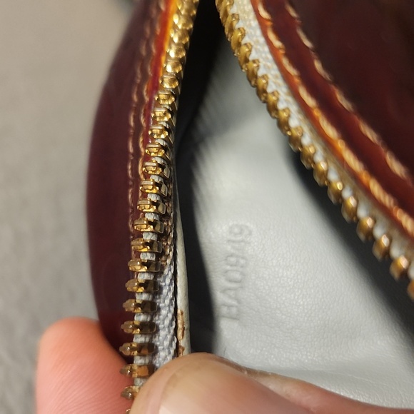 Louis Vuitton Vernis Wooster Crossbody, Custom Color - Picture 16 of 16